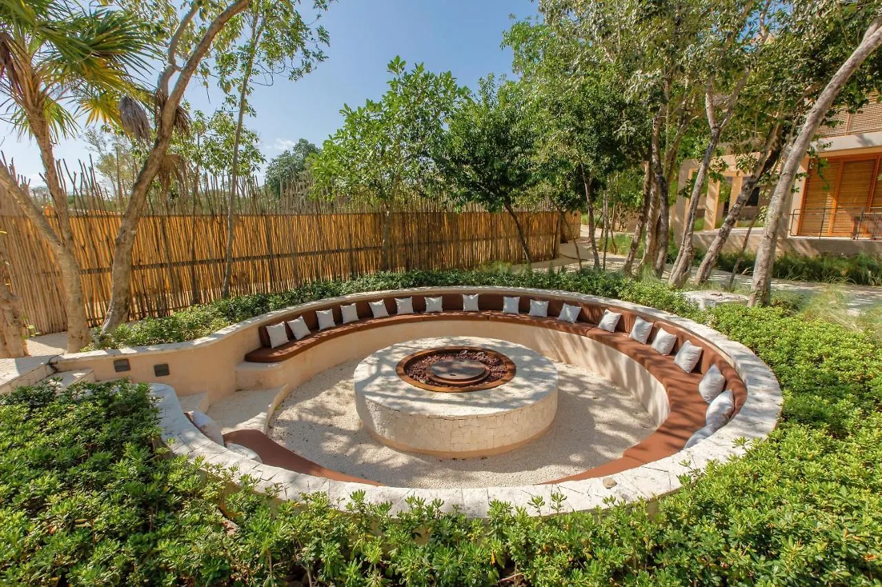 Lumina At The Village Luxury Residences In Corasol Playa del Carmen 0*,  Mexiko