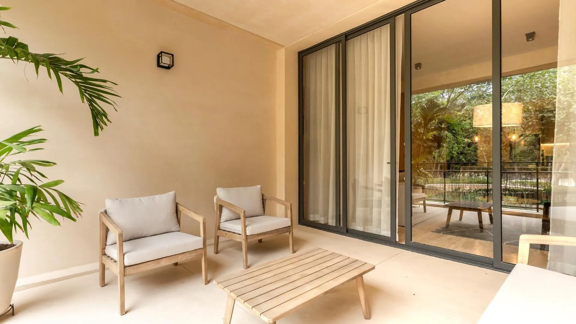Lumina At The Village Luxury Residences In Corasol Playa del Carmen 0*,  Mexiko
